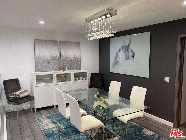 Foto del edificio - 18210 Oxnard St