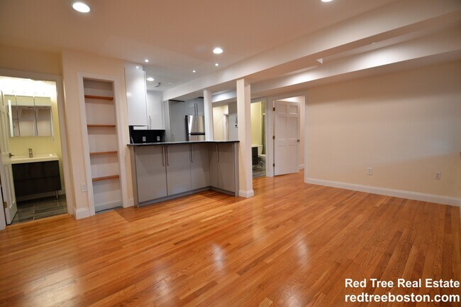 Foto del edificio - 1804 Beacon St