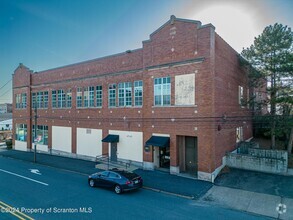 Building Photo - 430-438 Penn Ave