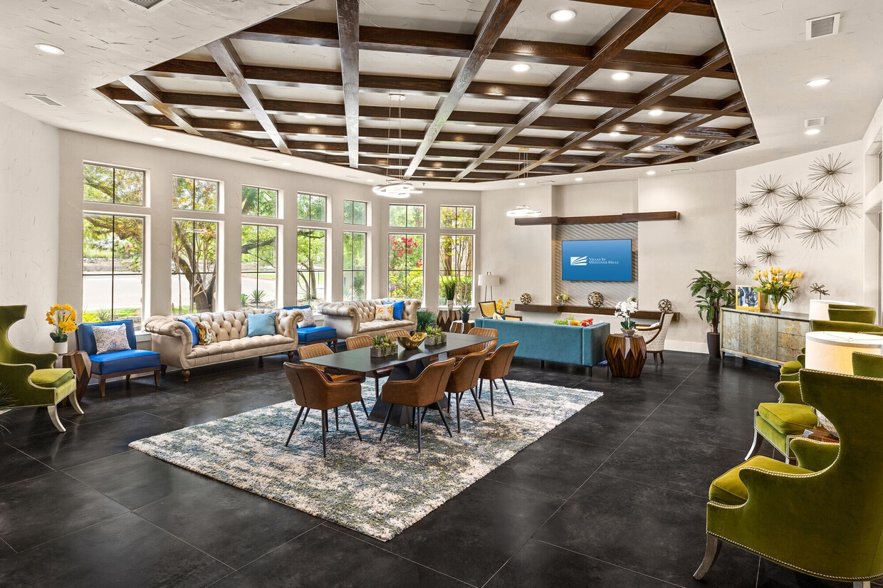 Villas in Westover Hills — Building Exterior