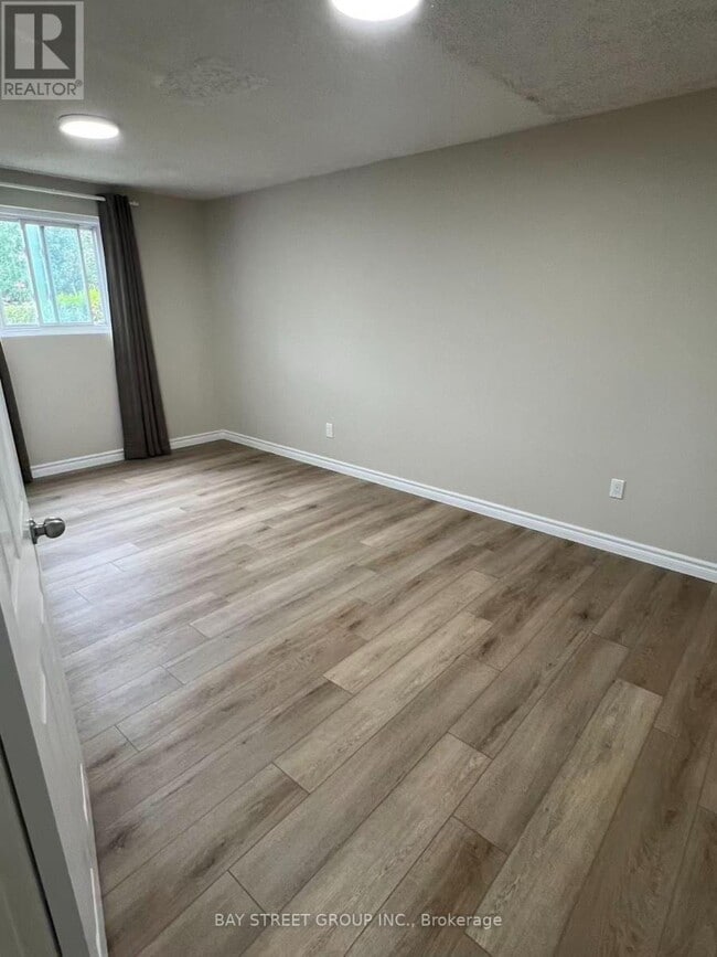 Building Photo - 118 Hildenboro Square