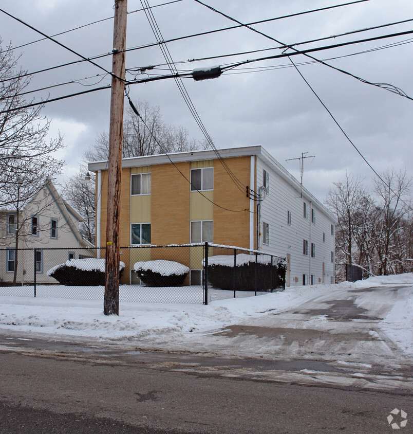 Building Photo - Rhodes Avenue Apartments