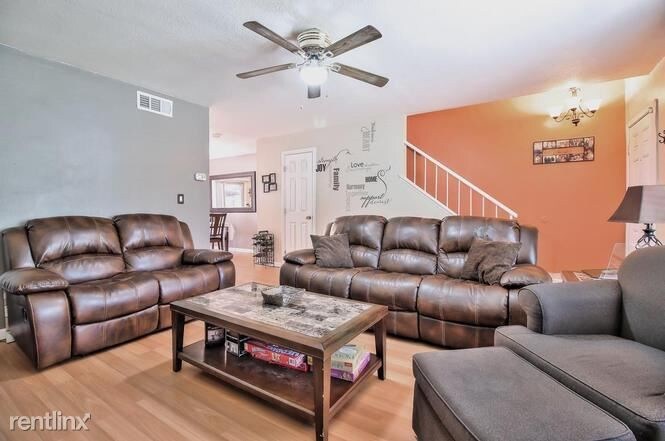 Primary Photo - 3 br, 1.5 bath Townhome - 602 Cedargate Lane
