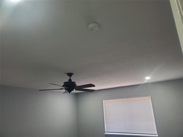 Foto del edificio - 7118 Blackwillow Ln