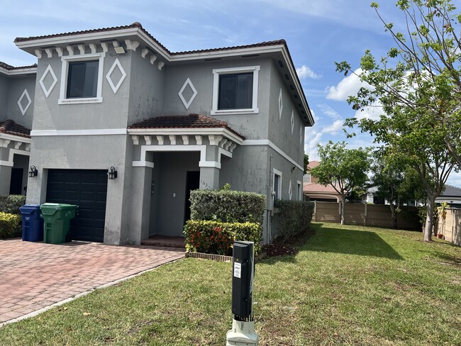 Building Photo - 16303 SW 44th Ter