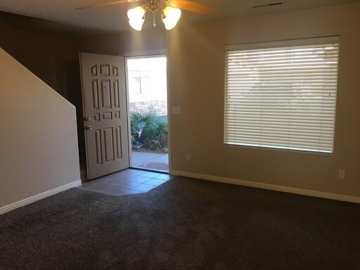 Foto del edificio - Skyhawk Townhome