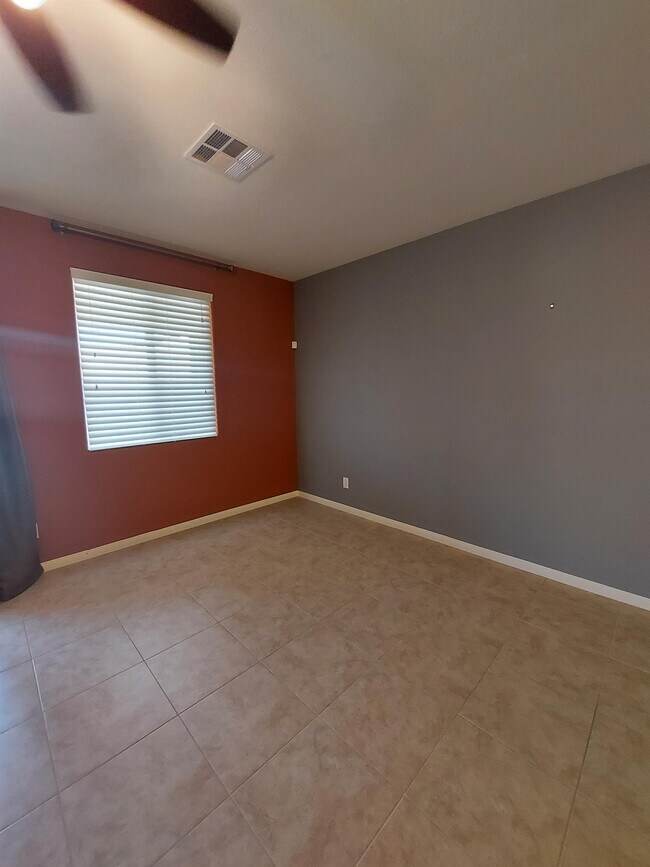 Building Photo - 2512 Splendid Manor Ct