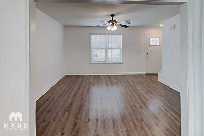 Foto del edificio - 329 Kimball St