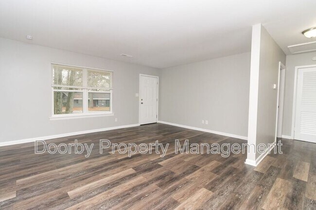 Foto del edificio - 4081 Arbor Pl Ln