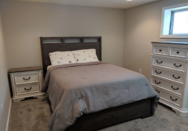 Building Photo - 10208 Farrar Ave