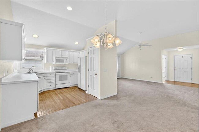 Foto del edificio - 4522 Heathercove Pl