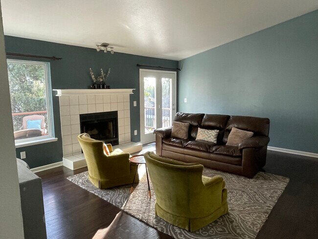 Top Floor Main Living Room - 18820 Danny Dr