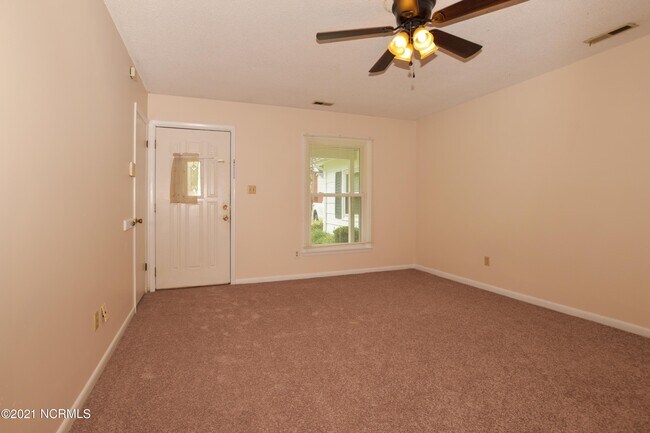 Building Photo - 709 Brynn Marr Rd