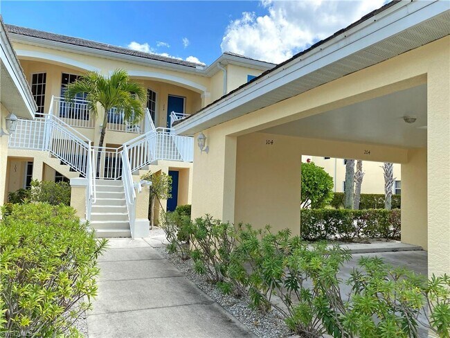Foto del edificio - 14501 Abaco Lakes Dr