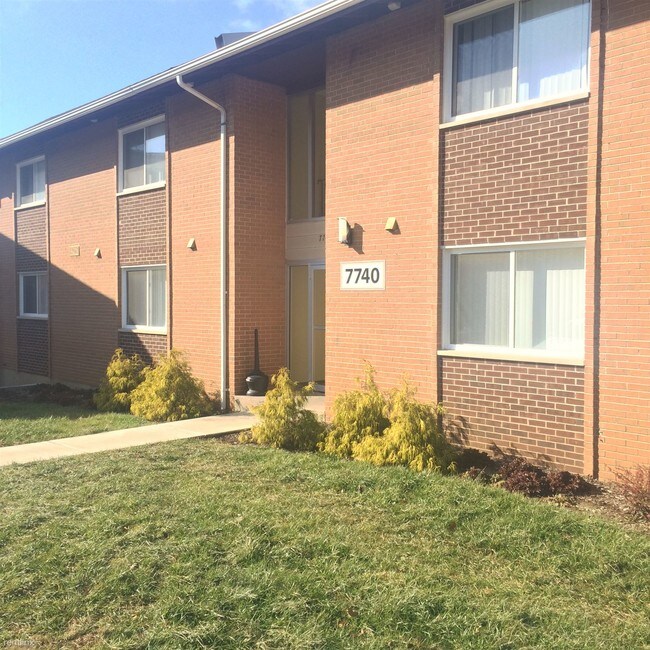 Foto del edificio - 7738 Springdale Dr