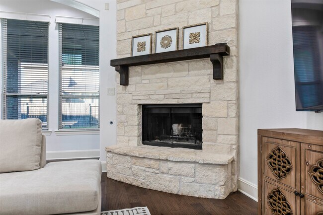 Foto del edificio - 29110 Davenport Dr