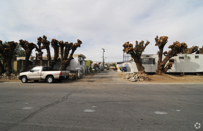 Building Photo - Desert Hot Springs Trailer Park