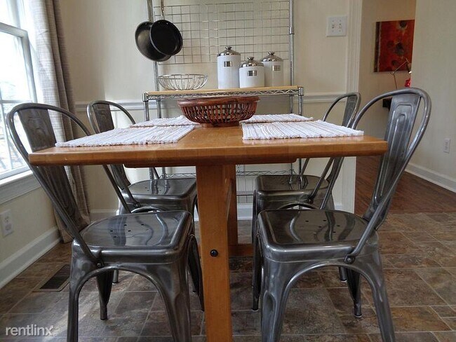 Foto del edificio - 3 br, 2.5 bath House - 1413 Alabama Ave