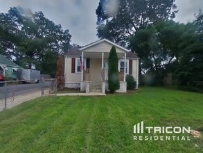 Building Photo - 3300 Maygreen Ave