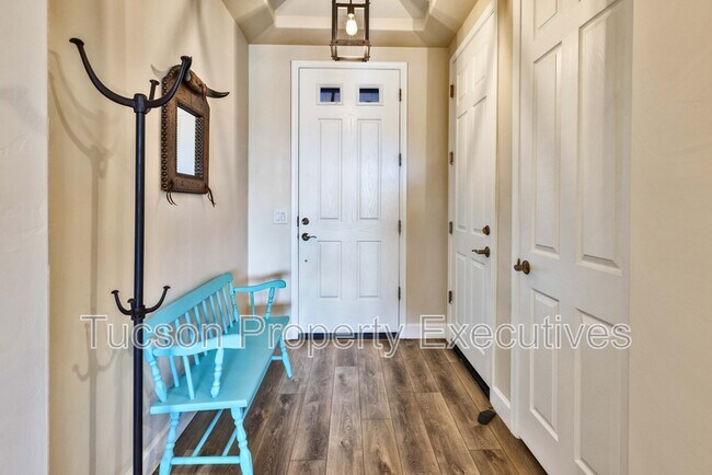 Building Photo - 30737 S Osprey Dr