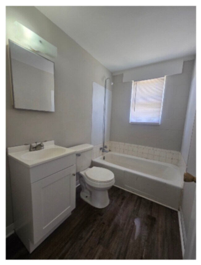 Building Photo - 2709 Howell Ct