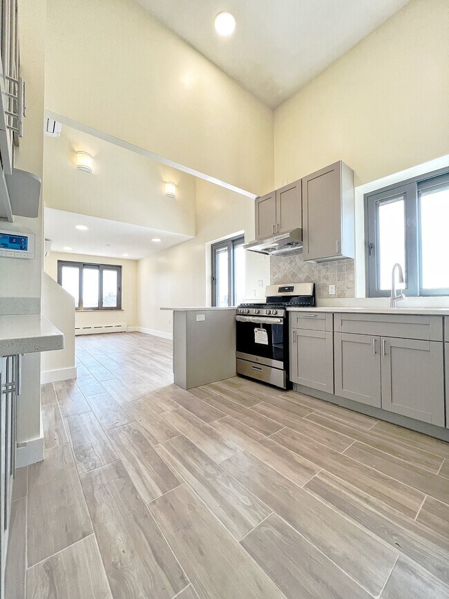 Foto del edificio - 217 Bay 49th St