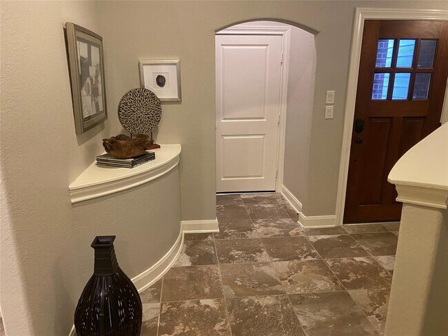 Foto del edificio - 5159 Oasis Park Ln