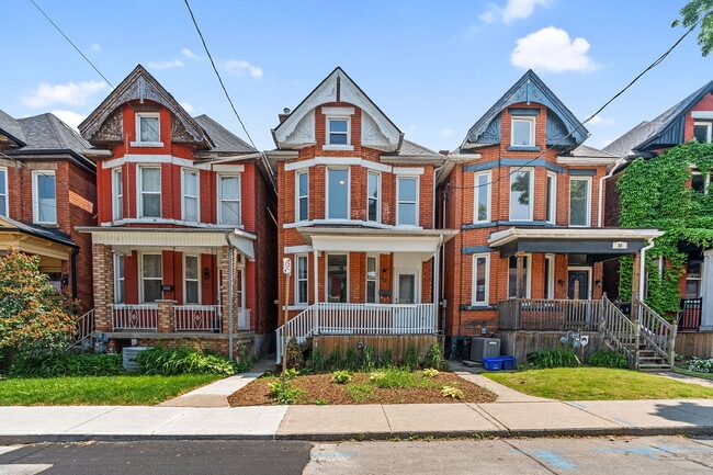 Building Photo - 40 Ashley St