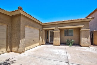 Building Photo - 2043 N Holguin Way