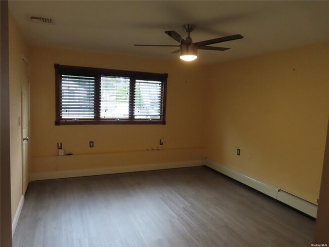 Building Photo - 119 Miramar Ave