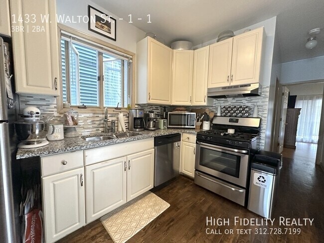 Foto del edificio - 1433 W Walton St