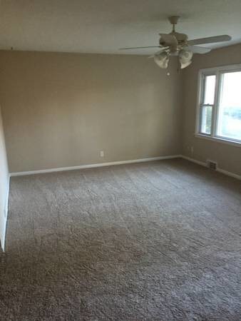 Building Photo - Duplex Unit in Peoria Heights