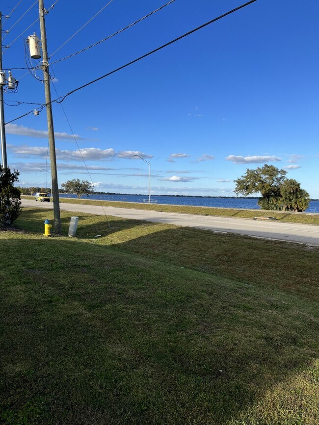 337 US Highway 27 S, Sebring, FL 33870 Townhome Rentals in Sebring FL