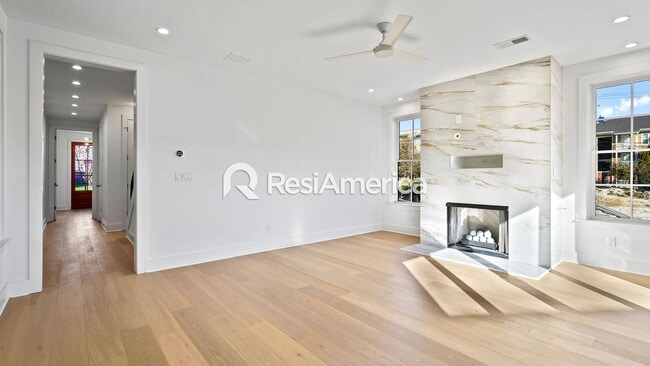 Photo - 2024 Construction - Modern 4 bedroom home in Downtown Memphis!!