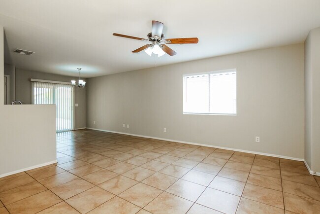 Foto del edificio - 7120 W Whyman Ave