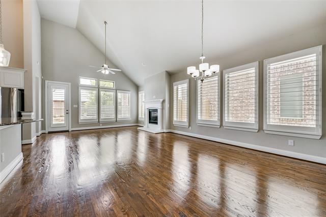 Building Photo - 15568 Yarberry Dr