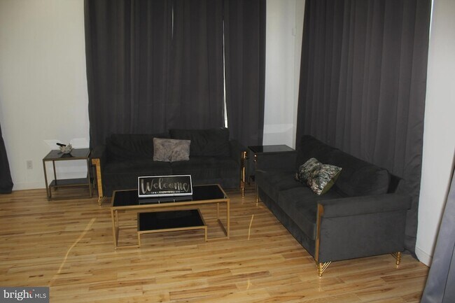 Foto del edificio - 3017 Ridge Ave