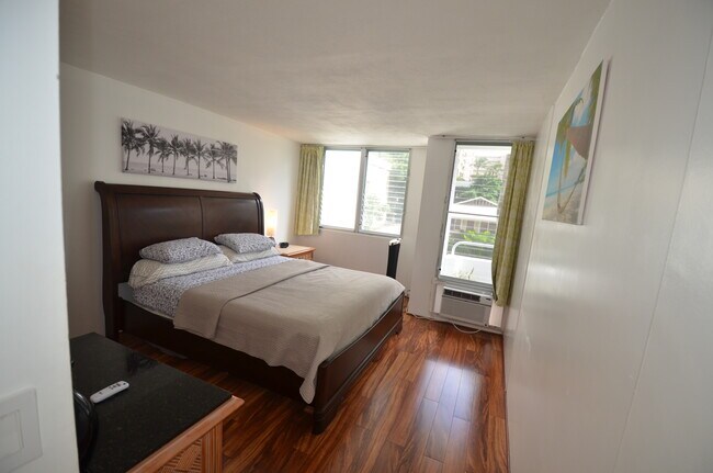 Master bed - 430 Kaiolu St