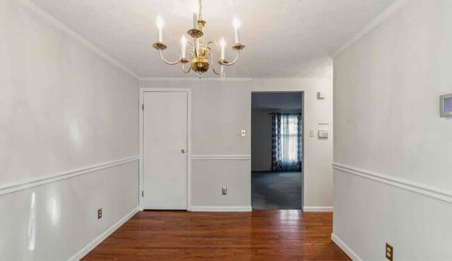 Building Photo - 8 Lineage Ct