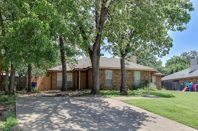 Building Photo - 32 Shady Valley Ct