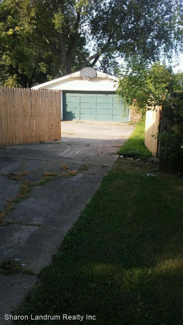 Building Photo - 3 br, 1 bath House - 5402 Logwood Ave