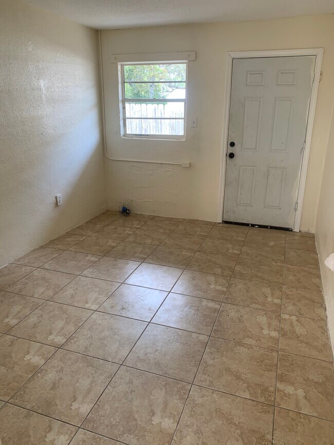 2214 Northview St NE, Palm Bay, FL 32905 Townhome Rentals in Palm Bay