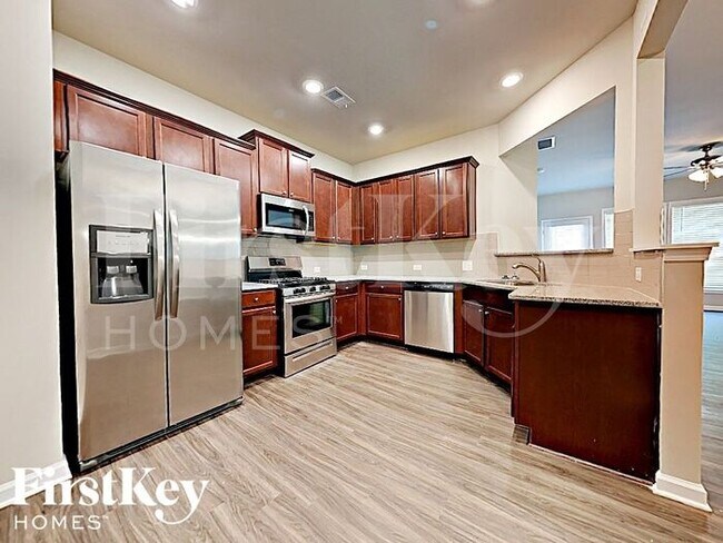 Foto del edificio - 3172 Baylor Cir