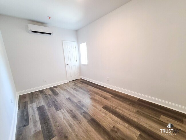 Foto del edificio - 1 Bedroom Apartment in Tacony
