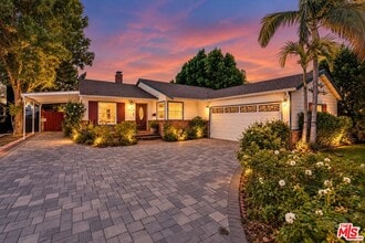 Building Photo - 14236 Enadia Way