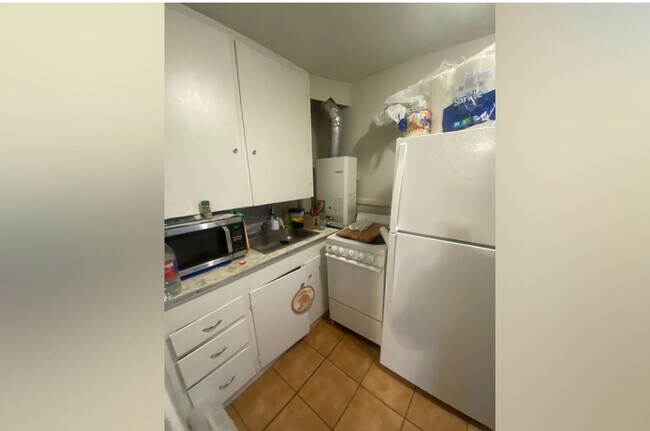 Foto del edificio - 2422 32nd St