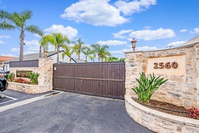 Photo - Newly Renovated 1 Bedroom Cottage House