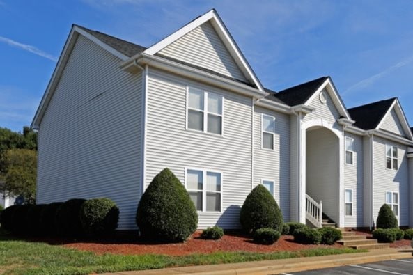 Building Photo - Hudson Woods