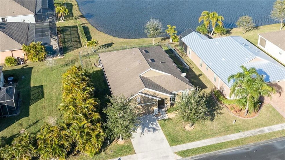 Foto principal - 120 Amherst Ln