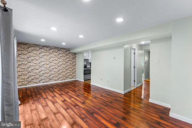 Foto del edificio - 10304 Nightmist Ct
